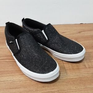 ❤❤❤Vans Sparkling Black Slip-On Sneakers Size5❤❤❤